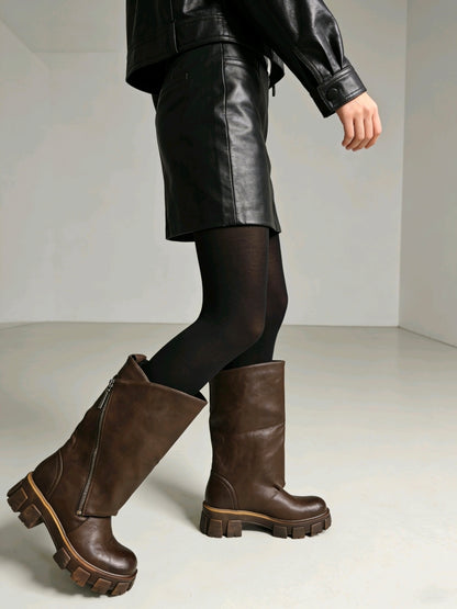 Stivali Donna in Pella Marrone con Zeppa Spessa - Stile Avvolgente a Bordo Ribaltato
