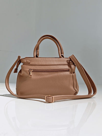 Borsa a Tracolla con Fibbia Dorata - Elegante e Funzionale